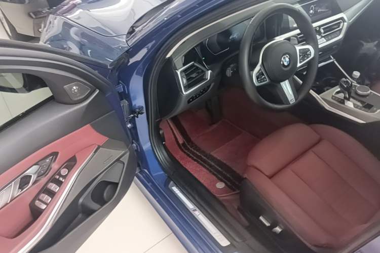 Used BMW 3 Series 2021 Facelifted 325Li M Sport Night Edition Package Driver Seat