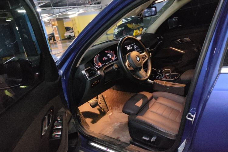 Used BMW 3 Series 2021 320Li M Sport Package Driver Seat