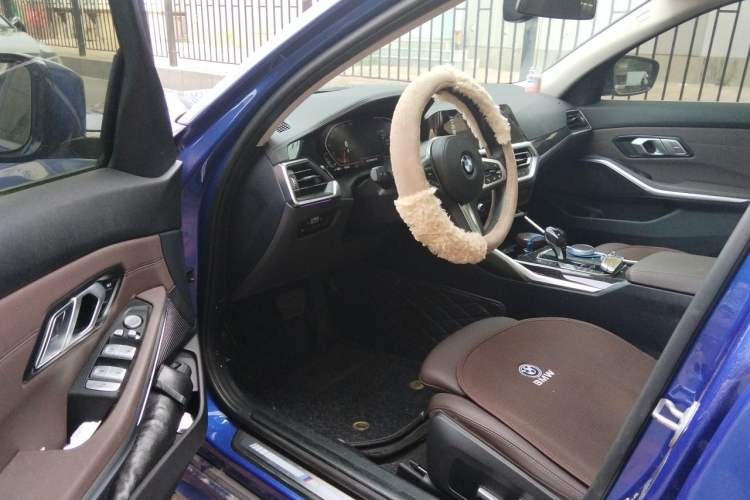 Used BMW 3 Series 2021 Restyled 325Li M Sport Package Driver Seat