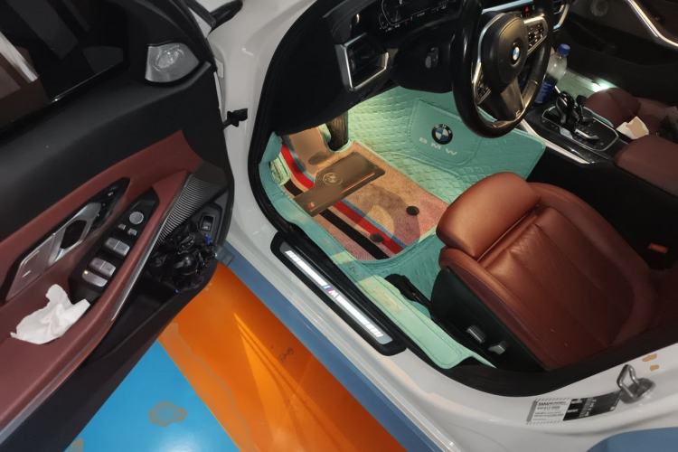Used BMW 3 Series 2021 Restyled 325Li M Sport Package Driver Seat