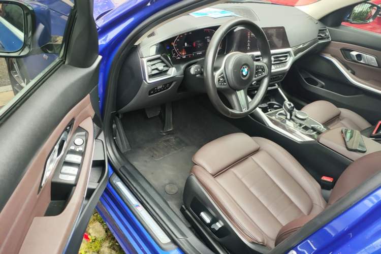 Used BMW 3 Series 2021 Second Facelift 325Li M Sport Package Driver Seat