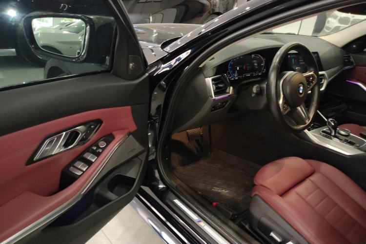 Used BMW 3 Series 2021 325i M Sport Package Driver Seat