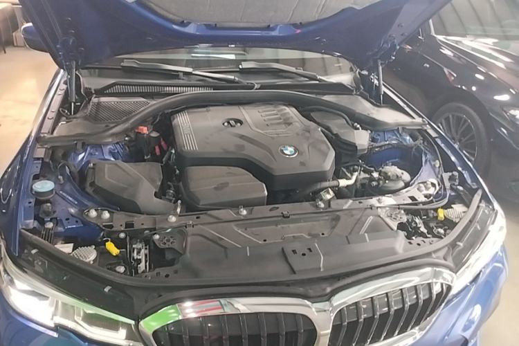 Used BMW 3 Series 2021 Second Facelift 325Li M Sport Package Engine Bay