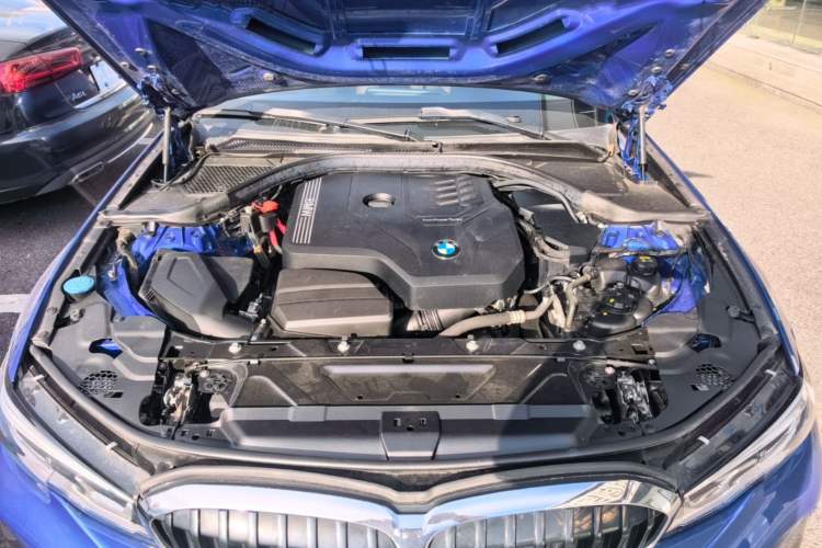 Used BMW 3 Series 2021 320Li M Sport Package Engine Bay