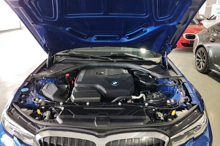Used BMW 3 Series 2021 Restyled 325Li M Sport Package Engine Bay