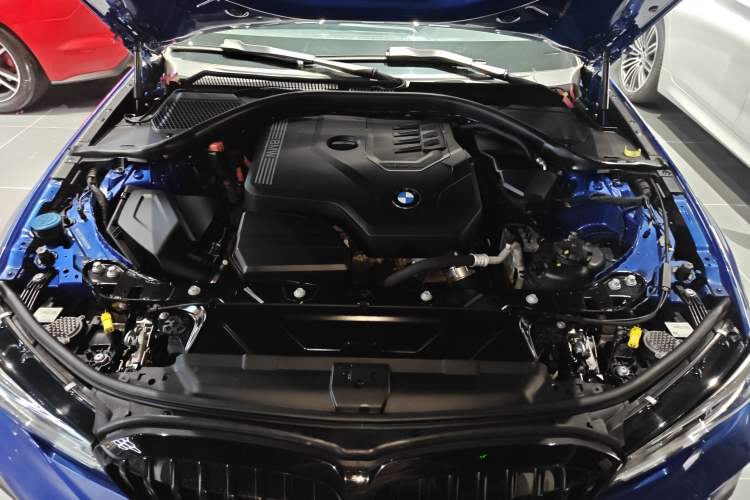 Used BMW 3 Series 2021 Restyled 325Li M Sport Package Engine Bay