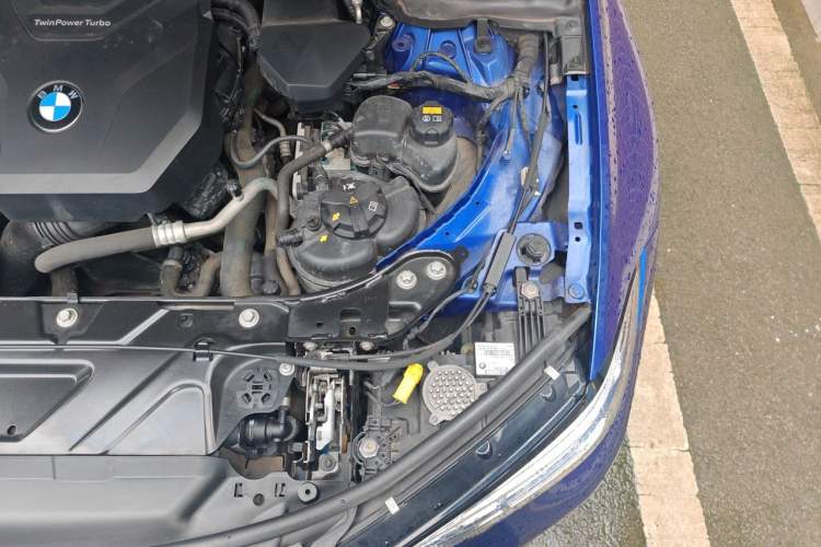 Used BMW 3 Series 2021 325Li M Sport Shadowline Package Engine Bay Left