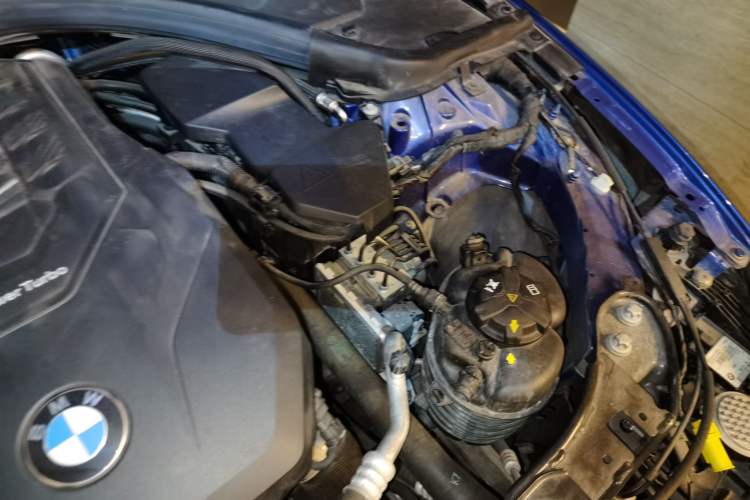 Used BMW 3 Series 2021 Second Facelift 325i M Sport Night Edition Package Engine Bay Left