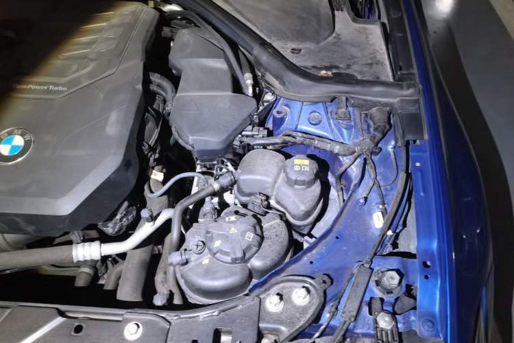 Used BMW 3 Series 2021 325Li M Sport Package Engine Bay Left