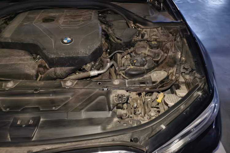 Used BMW 3 Series 2021 320Li M Sport Package Engine Bay Left