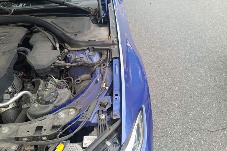 Used BMW 3 Series 2021 Restyled 325i M Sport Night Edition Package Engine Bay Left
