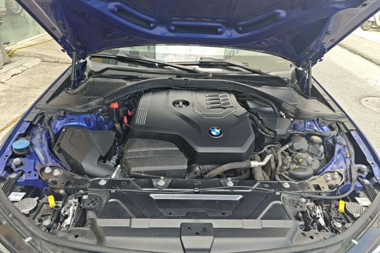 Used BMW 3 Series 2021 320Li M Sport Package Engine Bay