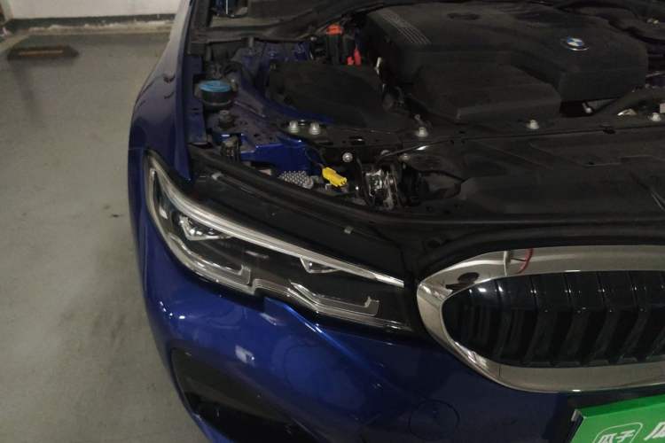 Used BMW 3 Series 2021 Second Facelift 325i M Sport Package Engine Bay Right