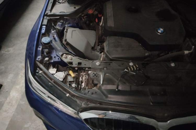 Used BMW 3 Series 2021 325i M Sport Package Engine Bay Right