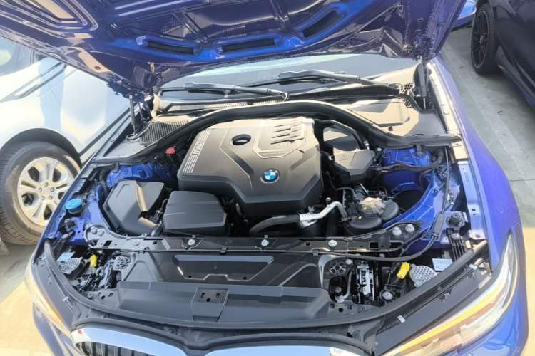 Used BMW 3 Series 2021 Second Facelift 325Li M Sport Package Engine Bay