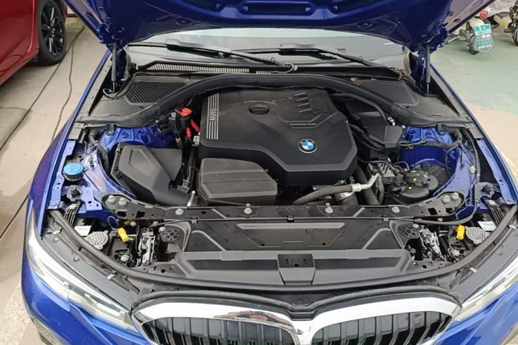 Used BMW 3 Series 2021 Restyled 325Li M Sport Package Engine Bay
