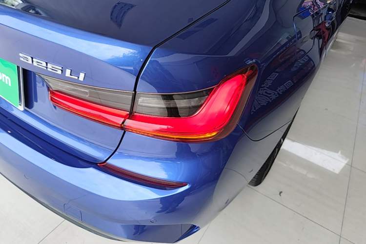 Used BMW 3 Series 2021 Restyled 325Li M Sport Package Exterior 1
