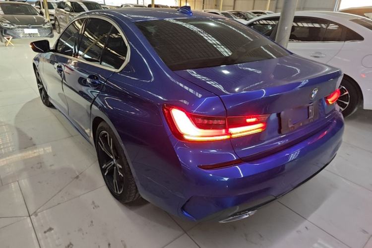 Used BMW 3 Series 2021 325i M Sport Package Exterior 2