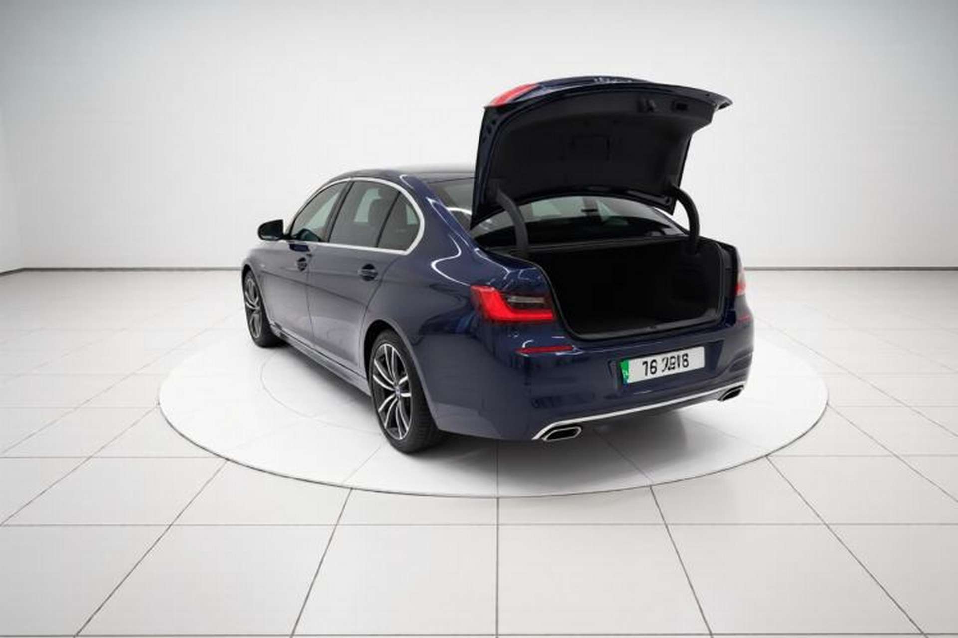 Used BMW 3 Series 2021 Second Facelift 325Li M Sport Package Exterior 2