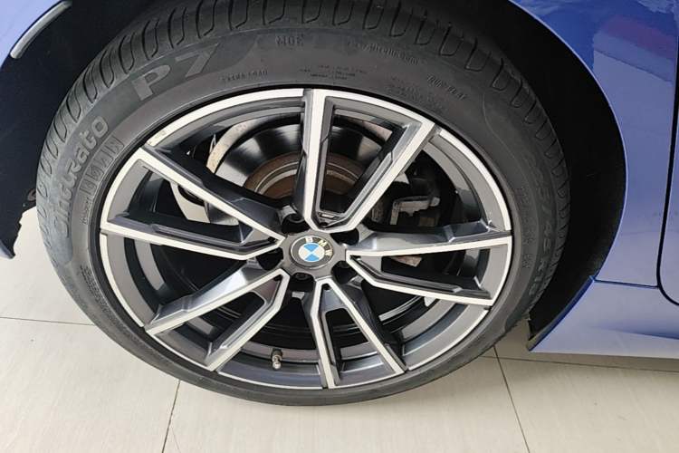 Used BMW 3 Series 2021 Restyled 325Li M Sport Package Exterior 3