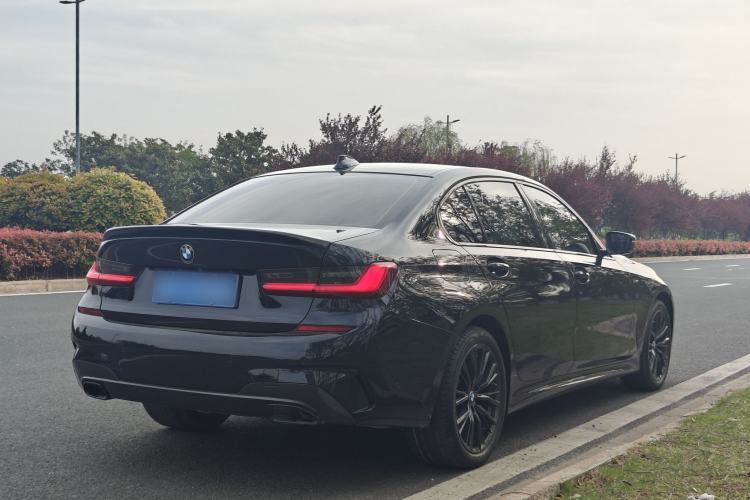 Used BMW 3 Series 2021 Second Facelift 325Li M Sport Night Edition Package Exterior 4