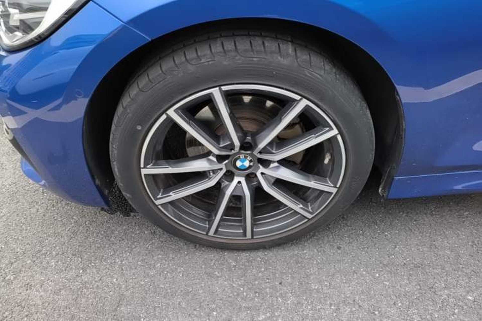 Used BMW 3 Series 2021 Restyled 325Li M Sport Package Exterior 4