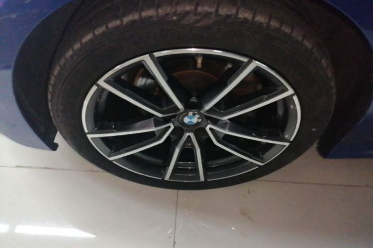 Used BMW 3 Series 2021 Facelifted 320Li M Sport Package Exterior 4