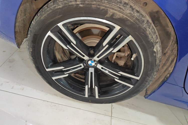 Used BMW 3 Series 2021 325i M Sport Package Exterior 5