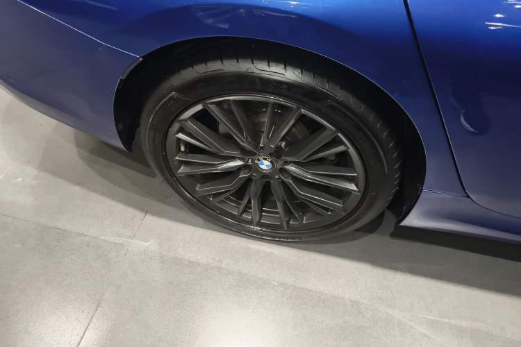 Used BMW 3 Series 2021 325Li M Sport Shadowline Package Exterior 5