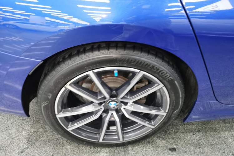 Used BMW 3 Series 2021 Second Facelift 325Li M Sport Package Exterior 5