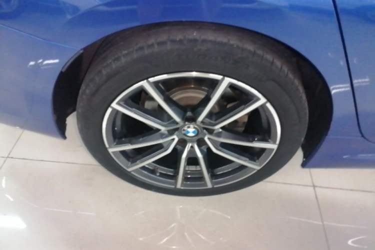 Used BMW 3 Series 2021 Facelifted 320Li M Sport Package Exterior 5