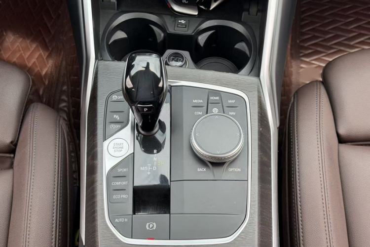 Used BMW 3 Series 2021 325i M Sport Package Exterior 9