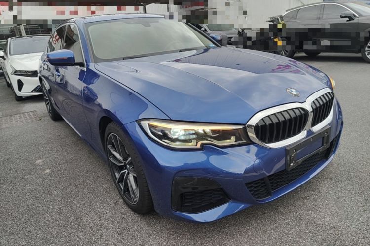 Used BMW 3 Series 2021 320Li M Sport Package Front Right 45 Deg