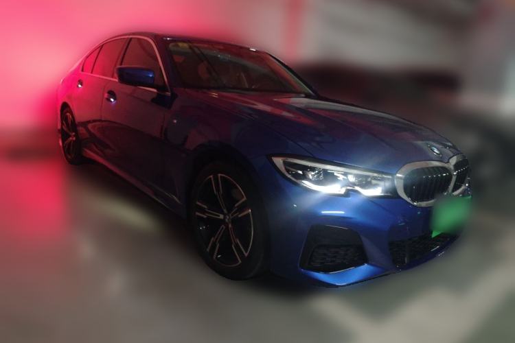 Used BMW 3 Series 2021 Second Facelift 325i M Sport Package Front Right 45 Deg