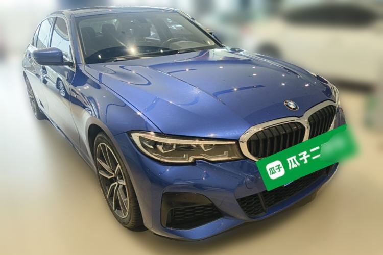 Used BMW 3 Series 2021 320Li M Sport Package Front Right 45 Deg