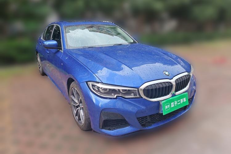 Used BMW 3 Series 2021 Second Facelift 320Li M Sport Package Front Right 45 Deg