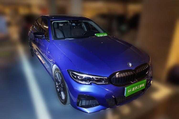 Used BMW 3 Series 2021 Second Facelift 325i M Sport Night Edition Package Front Right 45 Deg