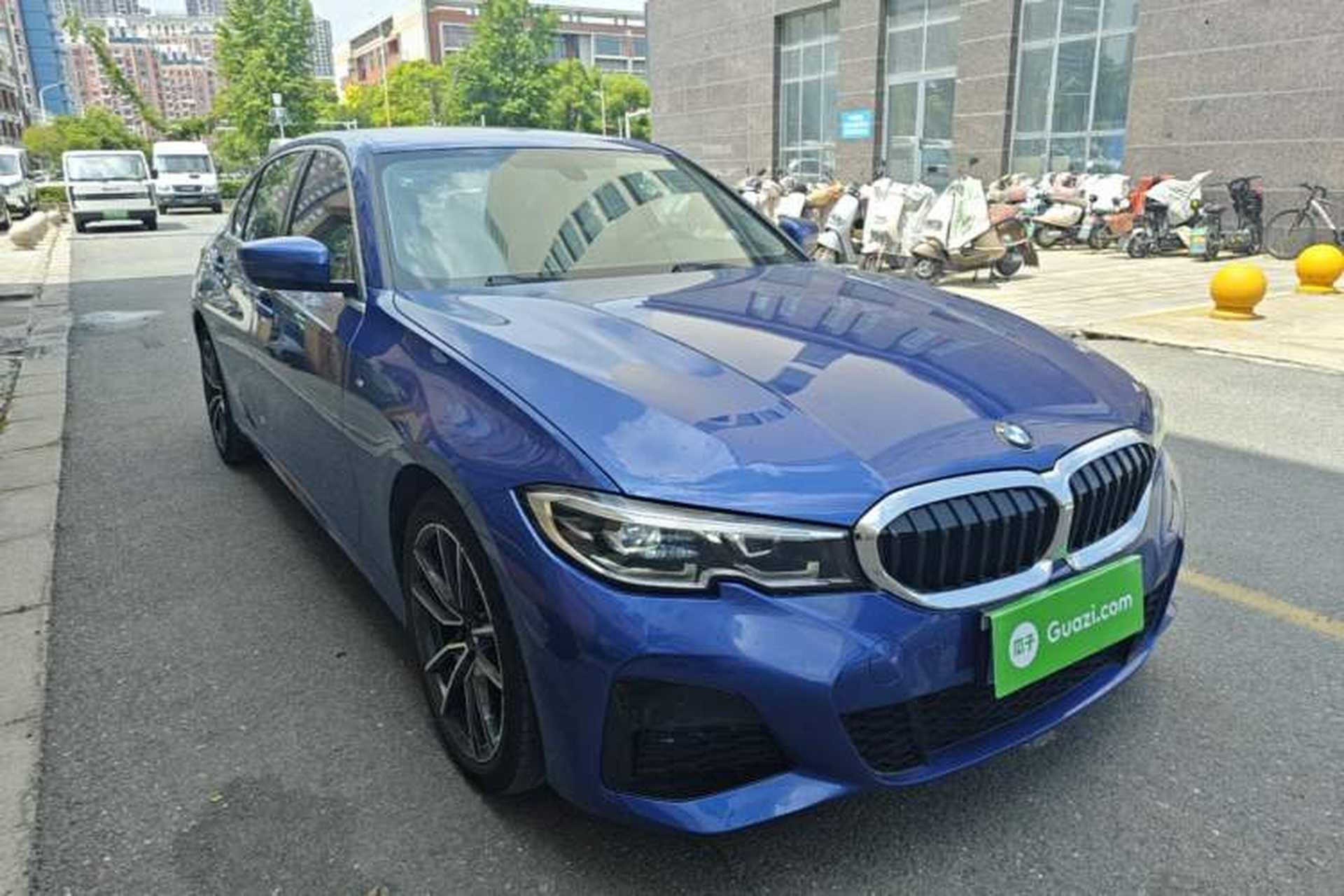 Used BMW 3 Series 2021 320Li M Sport Package Front Right 45 Deg