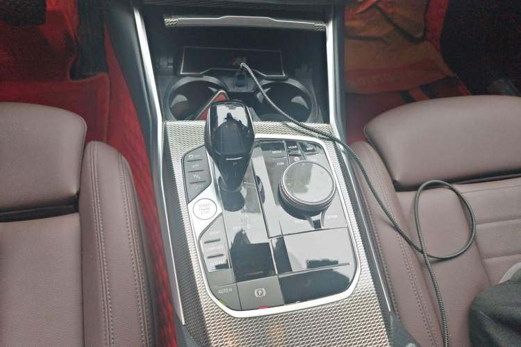 Used BMW 3 Series 2021 325Li M Sport Shadowline Package Gear Lever
