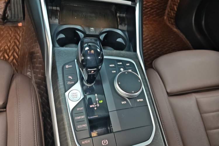 Used BMW 3 Series 2021 325i M Sport Package Gear Lever