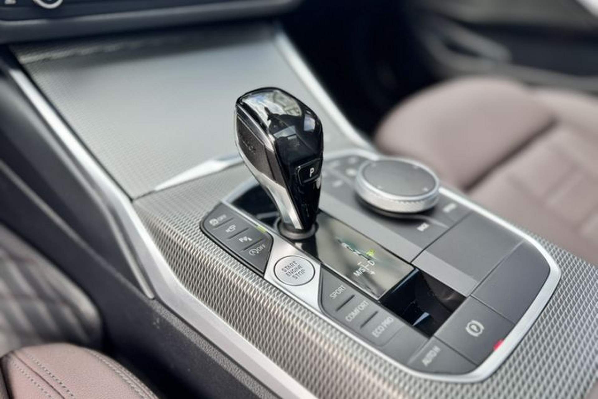 Used BMW 3 Series 2021 325Li M Sport Shadowline Package Gear Lever