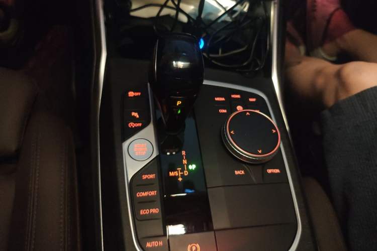Used BMW 3 Series 2021 Second Facelift 325i M Sport Package Gear Lever