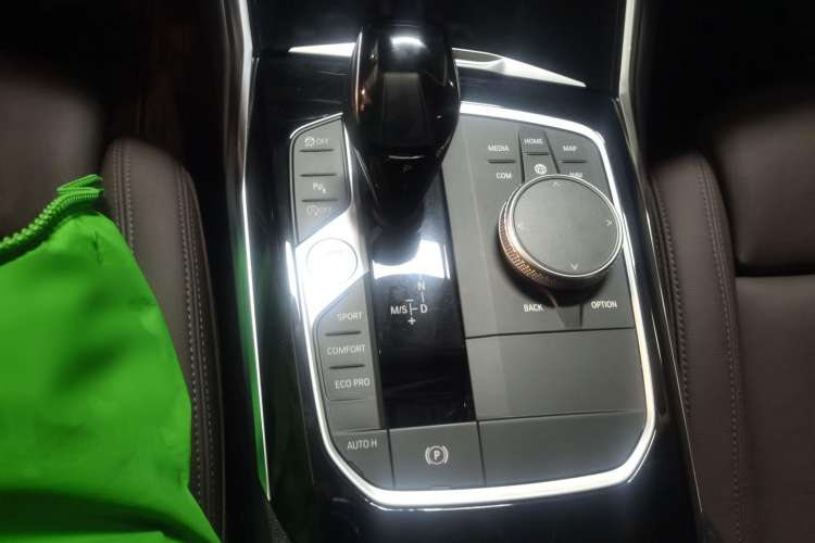 Used BMW 3 Series 2021 Second Facelift 320Li M Sport Package Gear Lever