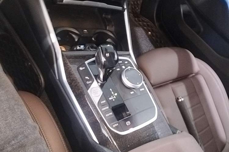 Used BMW 3 Series 2021 Restyled 325Li M Sport Package Gear Lever