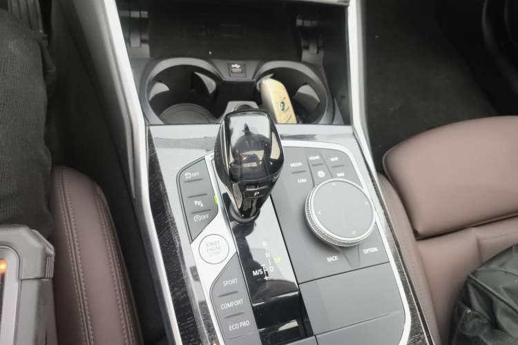 Used BMW 3 Series 2021 325Li M Sport Package Gear Lever