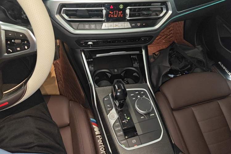 Used BMW 3 Series 2021 325i M Sport Package Gear Lever