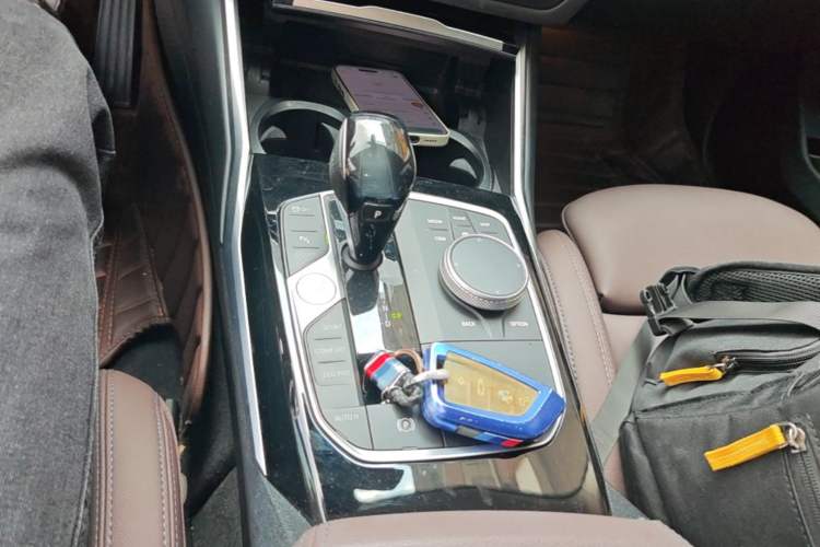 Used BMW 3 Series 2021 Second Facelift 320Li M Sport Package Gear Lever