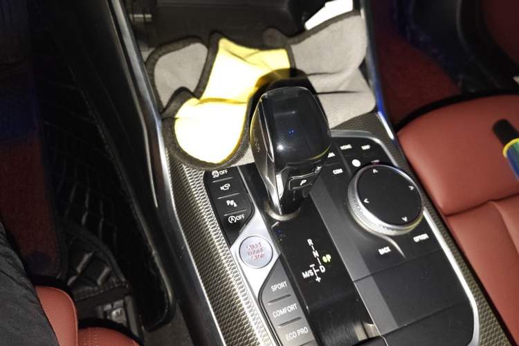 Used BMW 3 Series 2021 Facelifted 325Li M Sport Night Edition Package Gear Lever