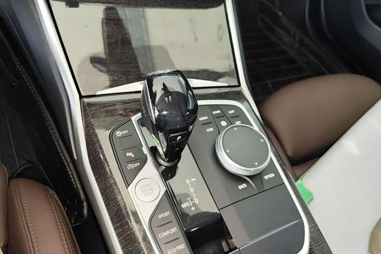 Used BMW 3 Series 2021 Restyled 325Li M Sport Package Gear Lever