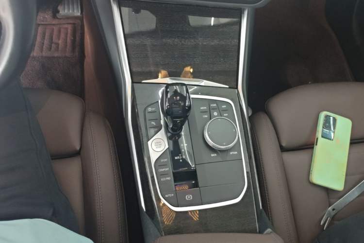 Used BMW 3 Series 2021 Second Facelift 325Li M Sport Package Gear Lever
